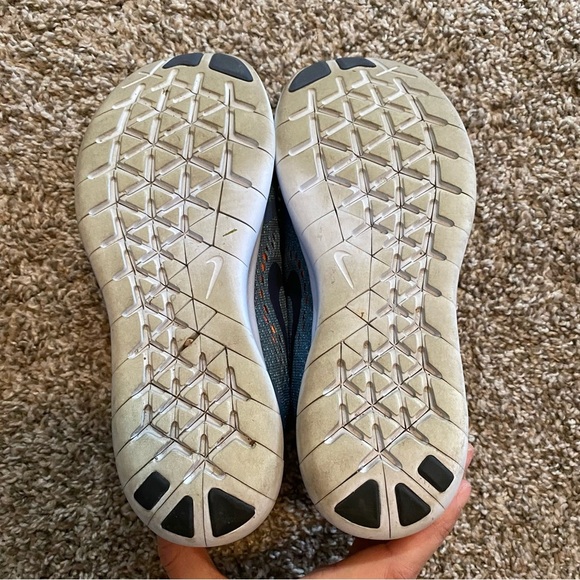 Nike Blue Running Sneakers Size 6 - Picture 5 of 8